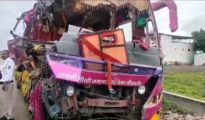 Video: Nagpur-Nashik bound bus meets with a mishap near Buldhana; 6 feared dead, over 30 injured