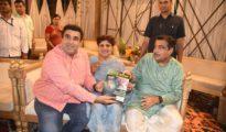 Gadkari releases ‘Heart Care Special’ issue of Swasthya Vatika in Nagpur