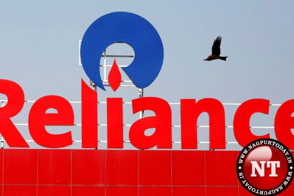 Reliance Jio holds lion’s share of mobile phone subscribers