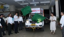 मनपाच्या निर्माल्य रथाचे लोकार्पण