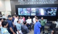 नितीन गडकरी यांची सीओसी ला भेट