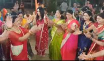 टेलिकॉम नगर येथे अमृता फडणवीस वहिनींनी केला गरबा