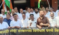 Nagpur Congress stages protest against Modi-led BJP for comparing Rahul Gandhi to Ravana