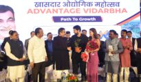 विदर्भाच्‍या सर्वांगीण विकासासाठी खासदार औद्योगिक महोत्‍सव– नितीन गडकरी