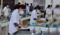 आयुर्वेदच्या विद्यार्थ्यांवर आर्थिक संकटाचा भार ; इंटर्नशिपसाठी भरावे लागतात अतिरिक्त शुल्क !