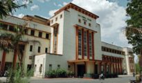 HC orders NMC to remove encroachments at GMCH main gate