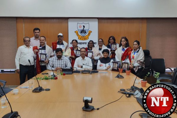 NMC felicitates Nagpur players who excelled at Asian Masters tournament