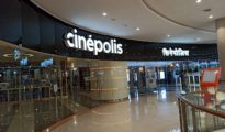 Ruckus after power-cut in Cinepolis