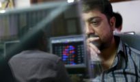 Sensex falls 802 points; Reliance drags