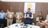 Fadnavis unveils Police Didi video series of Nagpur City Police