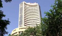 Sensex, Nifty fall in early trade