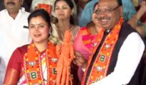 Amravati MP Navneet Rana joins BJP