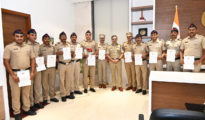 Nagpur CP felicitates Sr PI Koli, team for busting gang of vehicle-lifters