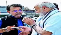 Surprising gift: BJP leader presents PM Modi with Lord Ram’s coin at Nagpur Airport