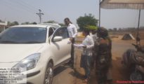 गोंदिया: चुनाव में धनबल का इस्तेमाल , कार की डिक्की से 1 करोड़ 76 लाख की नगदी बरामद