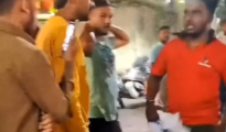नागपुर में पुलिस की मौजूदगी में चल रही गुंडागर्दी — वीडियो देखें