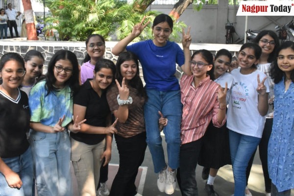 Here is the List of Nagpur’s CBSE Toppers: Priyasha, Yug, Siddhi Lead the Way