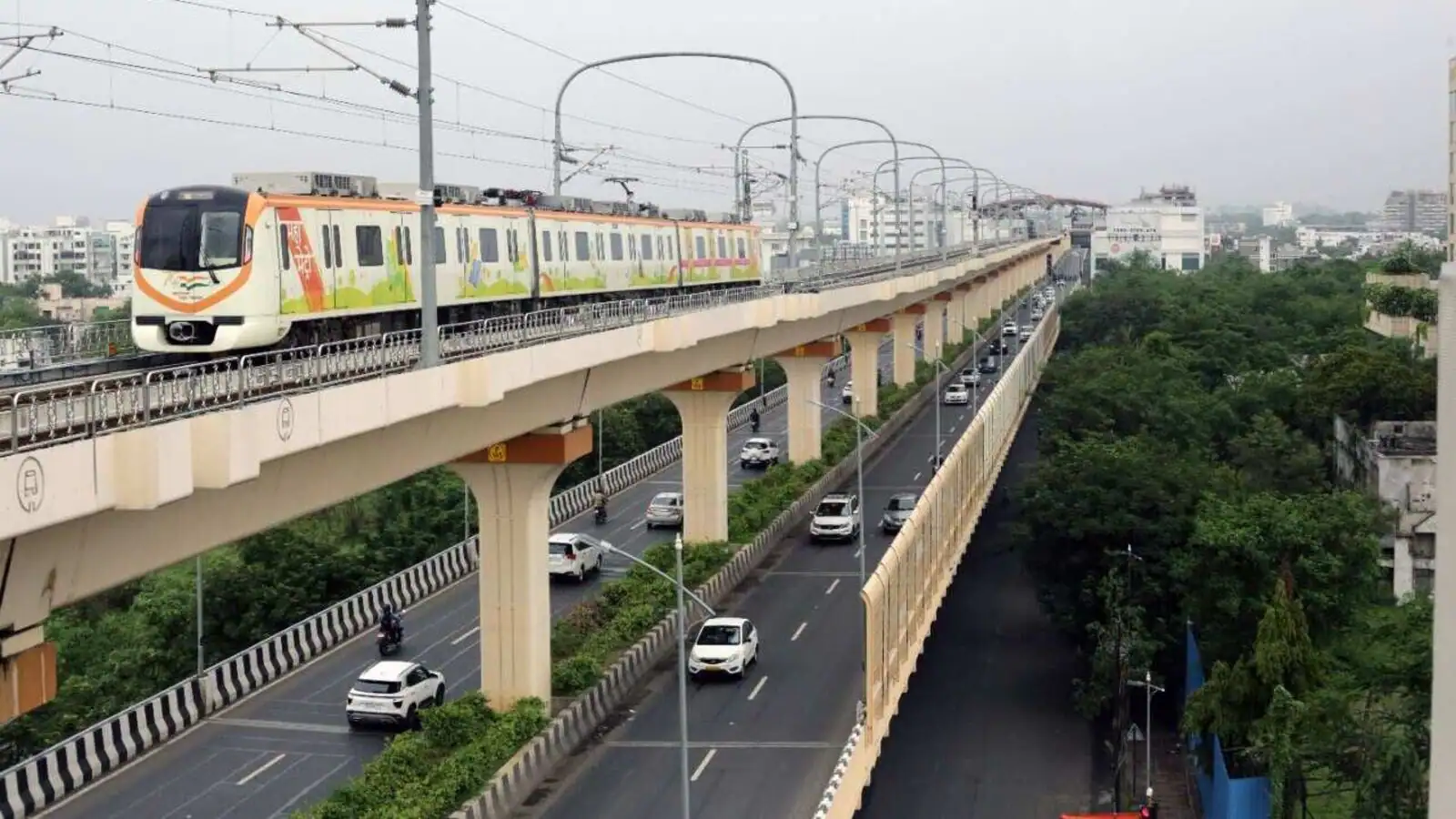 Double-decker flyover in Nagpur doubles traffic woes near Airport Square - Vimarsana News