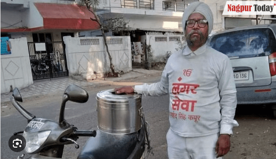 On a mission: This Nagpur man feeds 400 hungry mouths daily in a selfless service!!