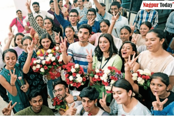 Know Your City Toppers: Girls Shine in Nagpur HSC Results 2024