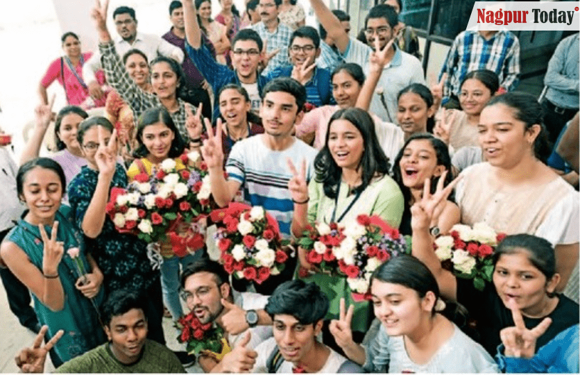 nagpur-hsc-topper.png
