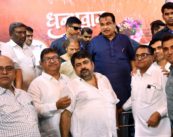 पुनः निर्वाचित सांसद श्री नितीनजी गडकरी का चेंबर के अध्यक्ष श्री अर्जुनदास आहुजा व टीम द्वारा सत्कार