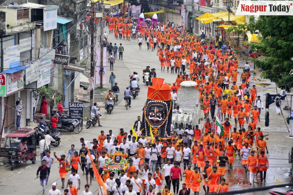 SC stays directive on eateries along Kanwar Yatra