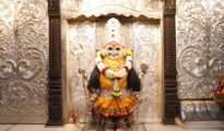 Devotees throng temples in Nagpur as joyful Shardiya Navratri celebrations begin