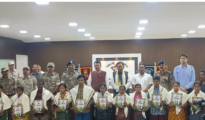 Top woman Naxal Tarakka among 11 surrender before CM Fadnavis in Gadchiroli