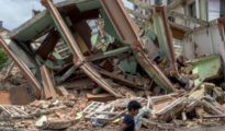7.7 strong quake rocks Bangkok, epicentre in Myanmar