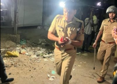 मुख्यमंत्री फडणवीस यांनी हिंसाचारात जखमी झालेले डीसीपी कदम यांच्या प्रकृतीची व्हिडिओ कॉलद्वारे केली विचारपूस !