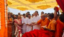 भंडारा: चांदपुर हनुमानजी मंदिर के शिखर पर लहराया ”  केसरिया स्तंभ ध्वज “