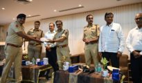 नागपुरात वाहतूक पोलिसांच्या आरोग्य व सुरक्षेसाठी अभिनव उपक्रम