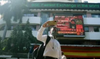 Markets see sharp fall; Sensex slips over 700 points