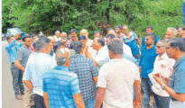 Angry farmers protest Nagpur-Goa Shaktipeeth Highway, halt land measurement
