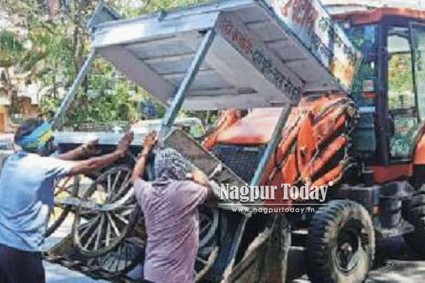 Nagpur Traffic Police Takes Strong Action in ‘Footpath Freedom’ Drive to Reclaim Pedestrian Space