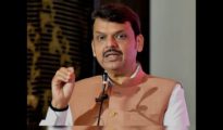 मुख्यमंत्री फडणवीस व चार आमदारांविरुद्धच्या अर्जांवर मुंबई उच्च न्यायालयात जोरदार विरोध