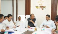 शासकीय जमिनीवर होर्डिंग्जसाठी नवे धोरण लवकरच  – महसूलमंत्री बावनकुळे यांचा पुढाकार
