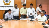 नाले सफाई तातडीने पूर्ण करा  आ प्रवीण दटके यांनी मनपा प्रशासनाला धरले धारेवर