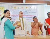 सर्पदिनानिमित्त राज्यस्तरीय मेळाव्यात नागपूरच्या चैताली भस्मे यांचा गौरव!