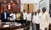 विकास ठाकरे यांनी घेतला पश्चिम नागपूरच्या ८४ झोपडपट्ट्यांचा आढावा;