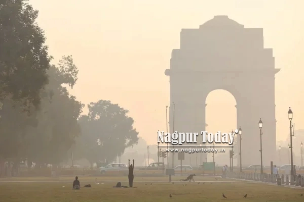 Strong earthquake tremors felt in Delhi