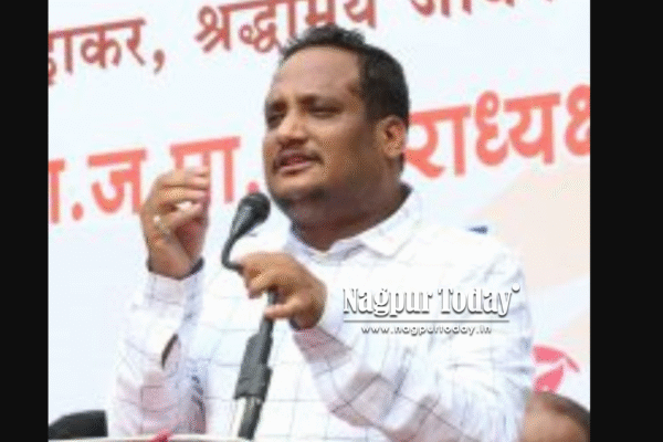 अल्पसंख्यांक शाळांमध्ये मराठीला दुय्यम वागणूक?; आमदार प्रवीण दटके यांची विधानसभेत जोरदार मागणी