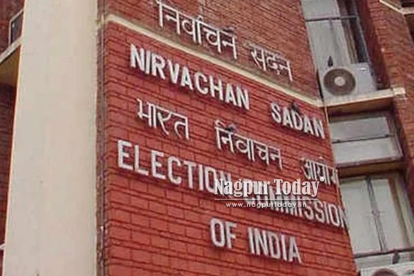 Share names of electors by today, EC tells Rahul