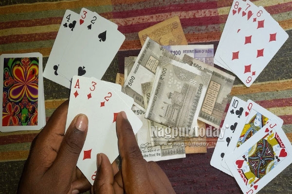 DCP Kadam busts gambling den in Jaripatka, Nagpur