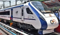 Pune Vande Bharat Sees Waiting List in Just 2 Days, Earns ₹18.6 Lakh on Nagpur–Pune Route