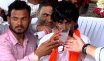 Jarange calls off Maratha agitation after Maha issues GR