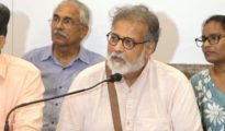 महात्मा गांधींच्या प्रपौत्र तुषार गांधी अडचणीत; माओवाद्यांची तुलना स्वातंत्र्यसैनिकांशी केल्याने वाद!