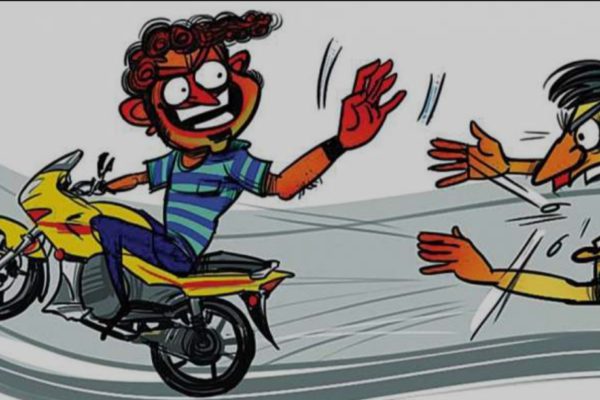 नागपुरात अल्पवयीन मुलगा दुचाकी चालवताना पकडला; आईवर ३० हजारांचा दंड