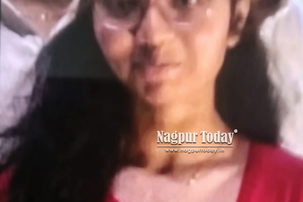 Mankapur School Van Accident: Injured Student Succumbs to Injuries